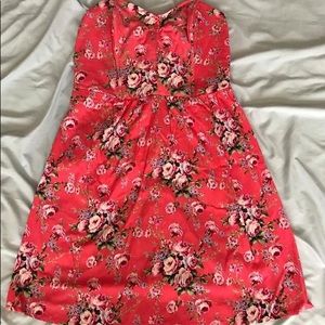 Small Strapless Dress